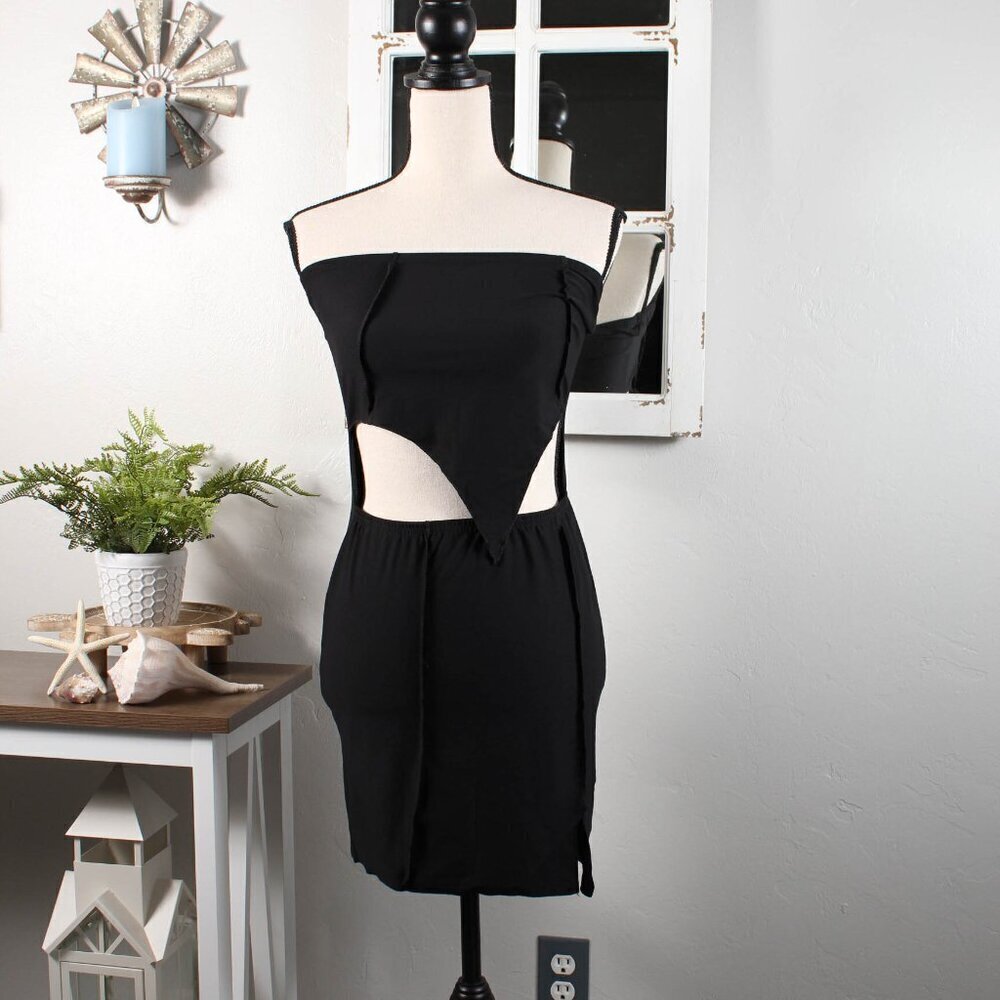 CLEARANCE Boohoo Exposed Seam Bandeau Mini Dress - Size 12 - NWT - Picture 3 of 6